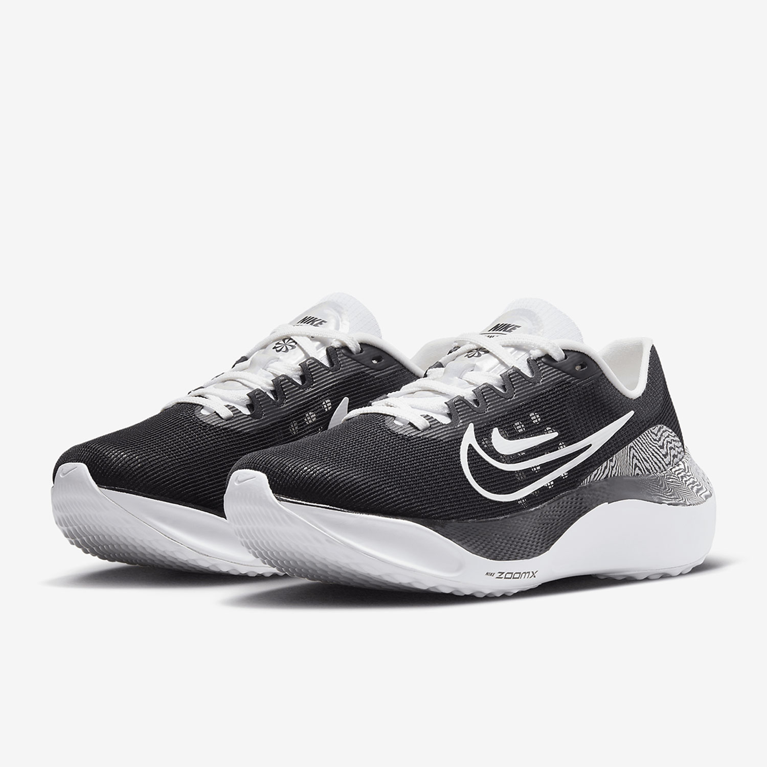 Nike Authentic Zoom Fly 5 adem - Nike Shoes Zoom Fly 5 recensie en prijs